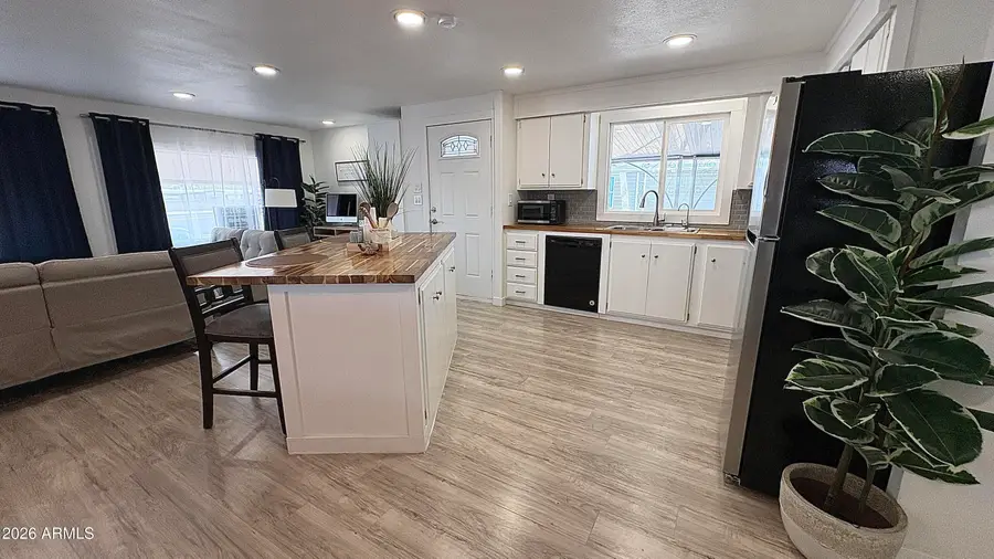 305 S Val Vista Drive S #94, Mesa, AZ 85204 - #2
