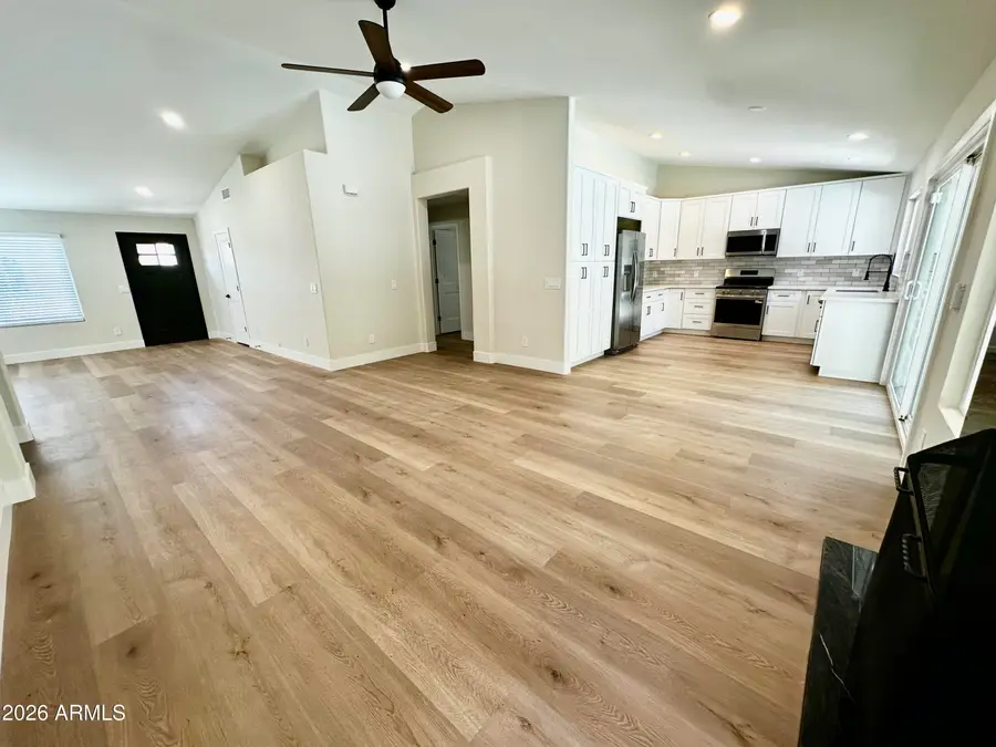 7352 W Via Del Sol Drive, Glendale, AZ 85310 - #3