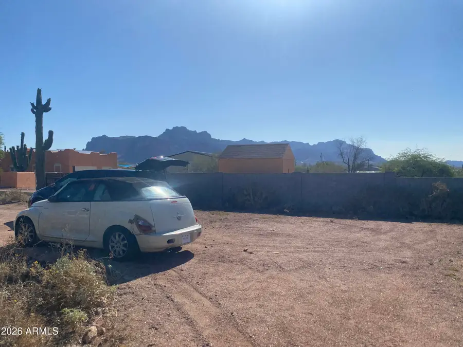 2286 E Broadway Avenue, Apache Junction, AZ 85119 - #2