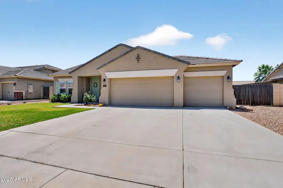 3643 E Meadow Land Drive, San Tan Valley, AZ 85140 - #3