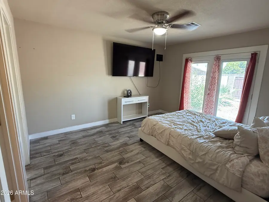 1114 E Desert Drive, Phoenix, AZ 85042 - #3