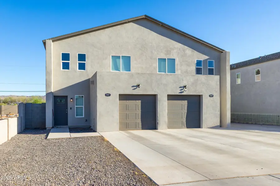 2421 E Pueblo Avenue, Phoenix, AZ 85040 - #2