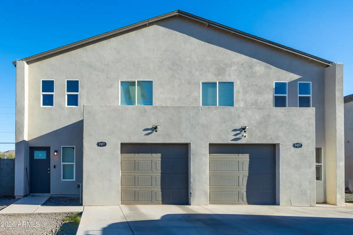 2431 E Pueblo Avenue, Phoenix, AZ 85040 - #1