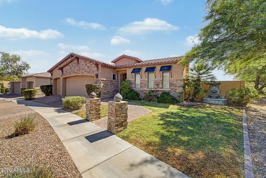3238 E Mountain Village Circle, Phoenix, AZ 85042 - #3