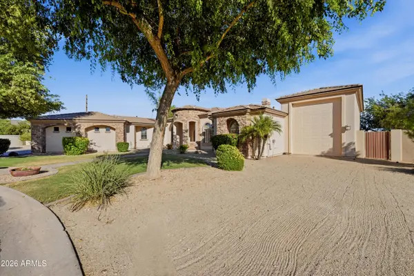 3559 E Pearl Circle, Mesa, AZ 85213