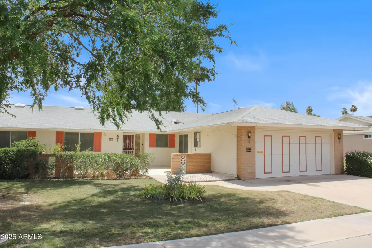 10207 W Kingswood Circle, Sun City, AZ 85351 - #1