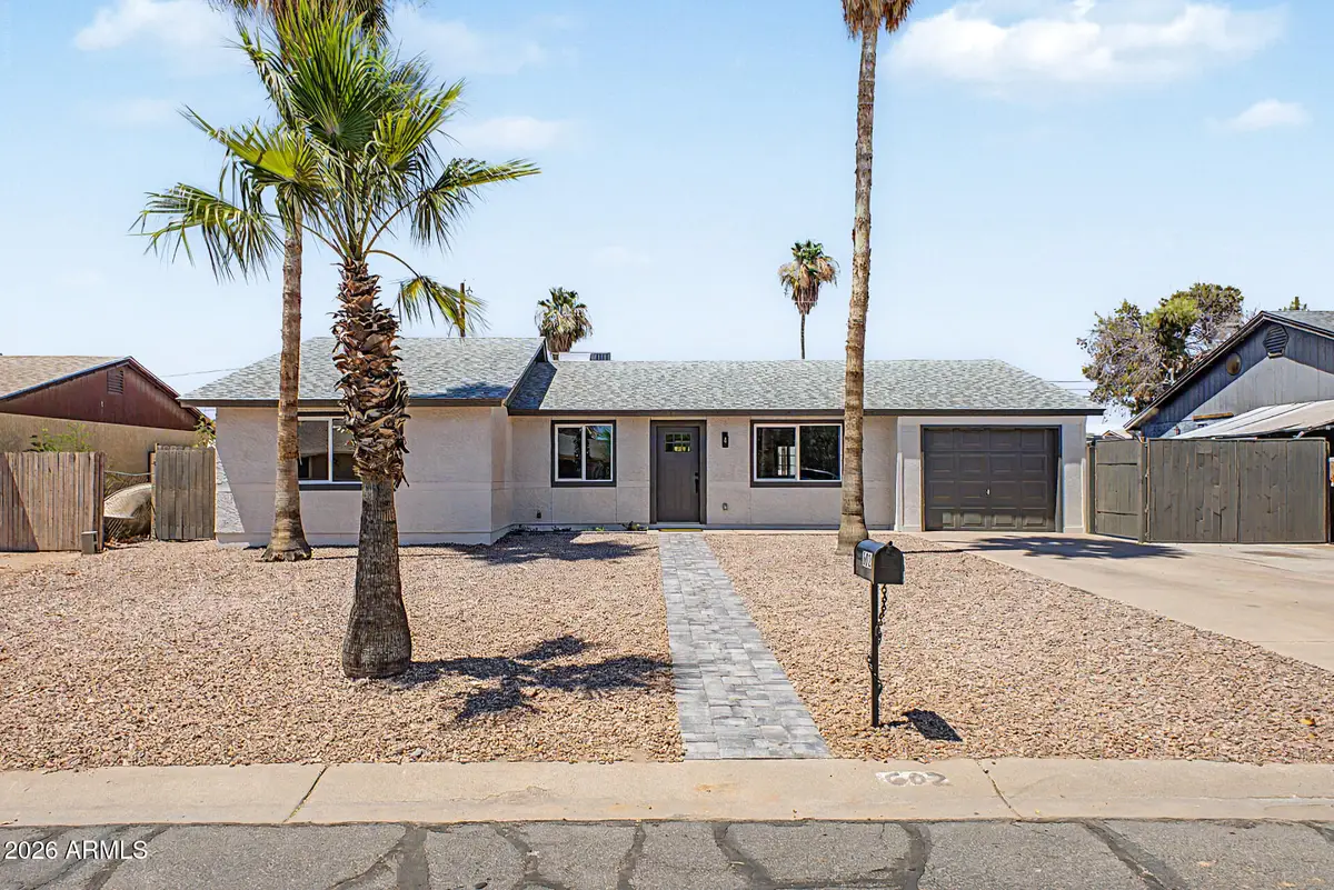 602 E Osage Avenue, Apache Junction, AZ 85119 - #1