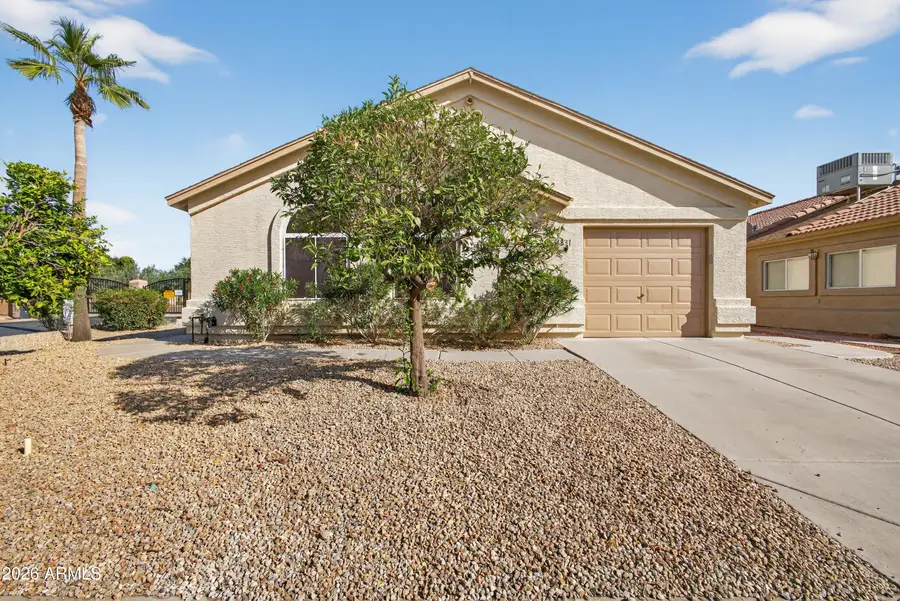 6831 S Oakmont Drive, Chandler, AZ 85249 - #2