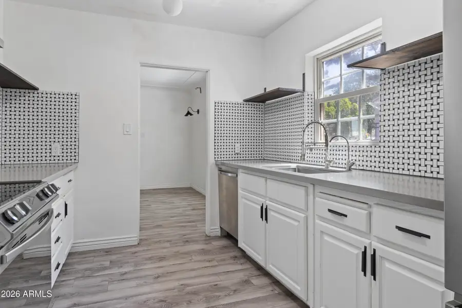 5913 W Gardenia Avenue, Glendale, AZ 85301 - #3