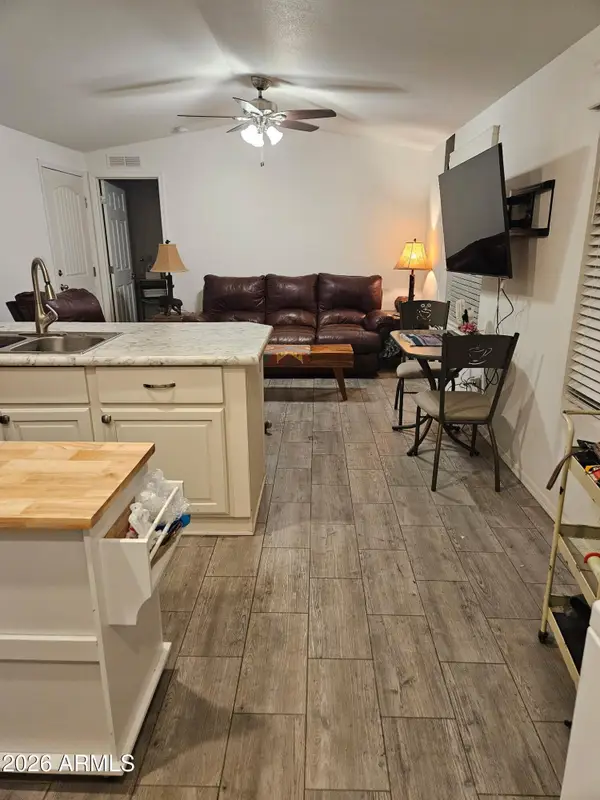 105 N Delaware Drive #21, Apache Junction, AZ 85120