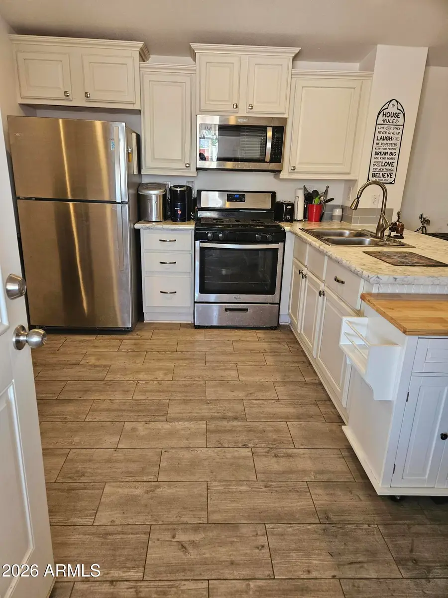 105 N Delaware Drive #21, Apache Junction, AZ 85120 - #3