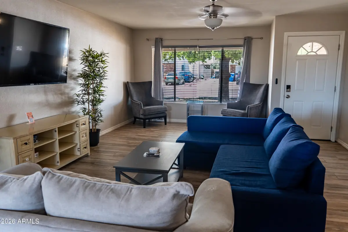 4331 W Dailey Street, Glendale, AZ 85306 - #1