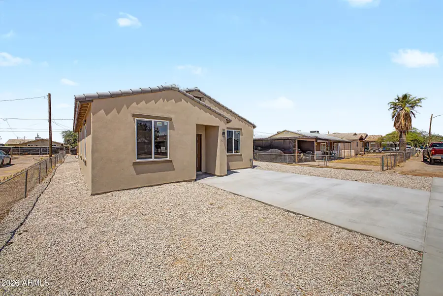 706 W 12th Street, Casa Grande, AZ 85122 - #3
