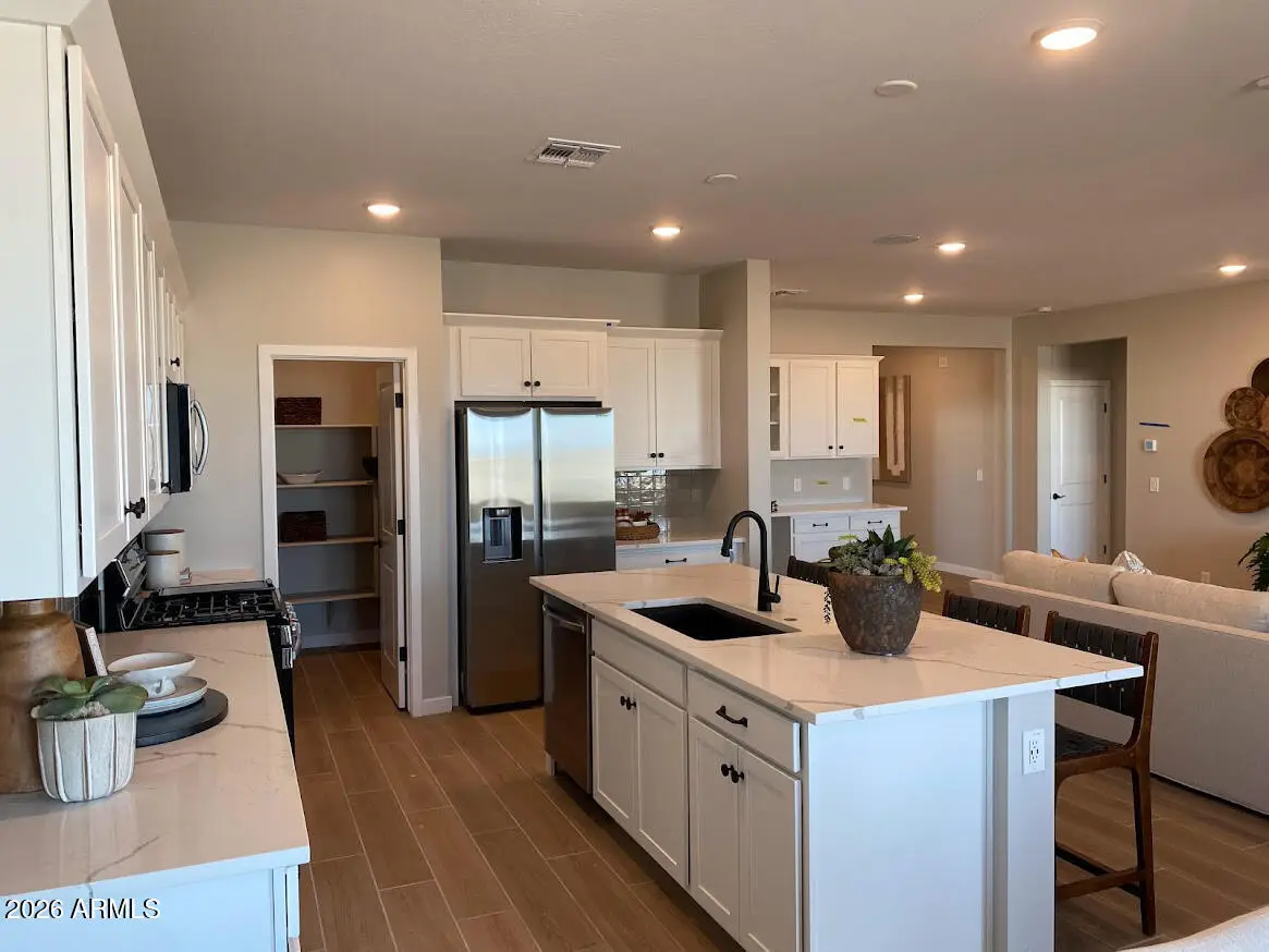 17547 W Fulton Street, Goodyear, AZ 85338 - #1