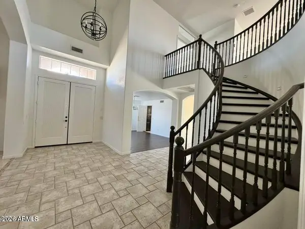7865 W Kristal Way, Glendale, AZ 85308