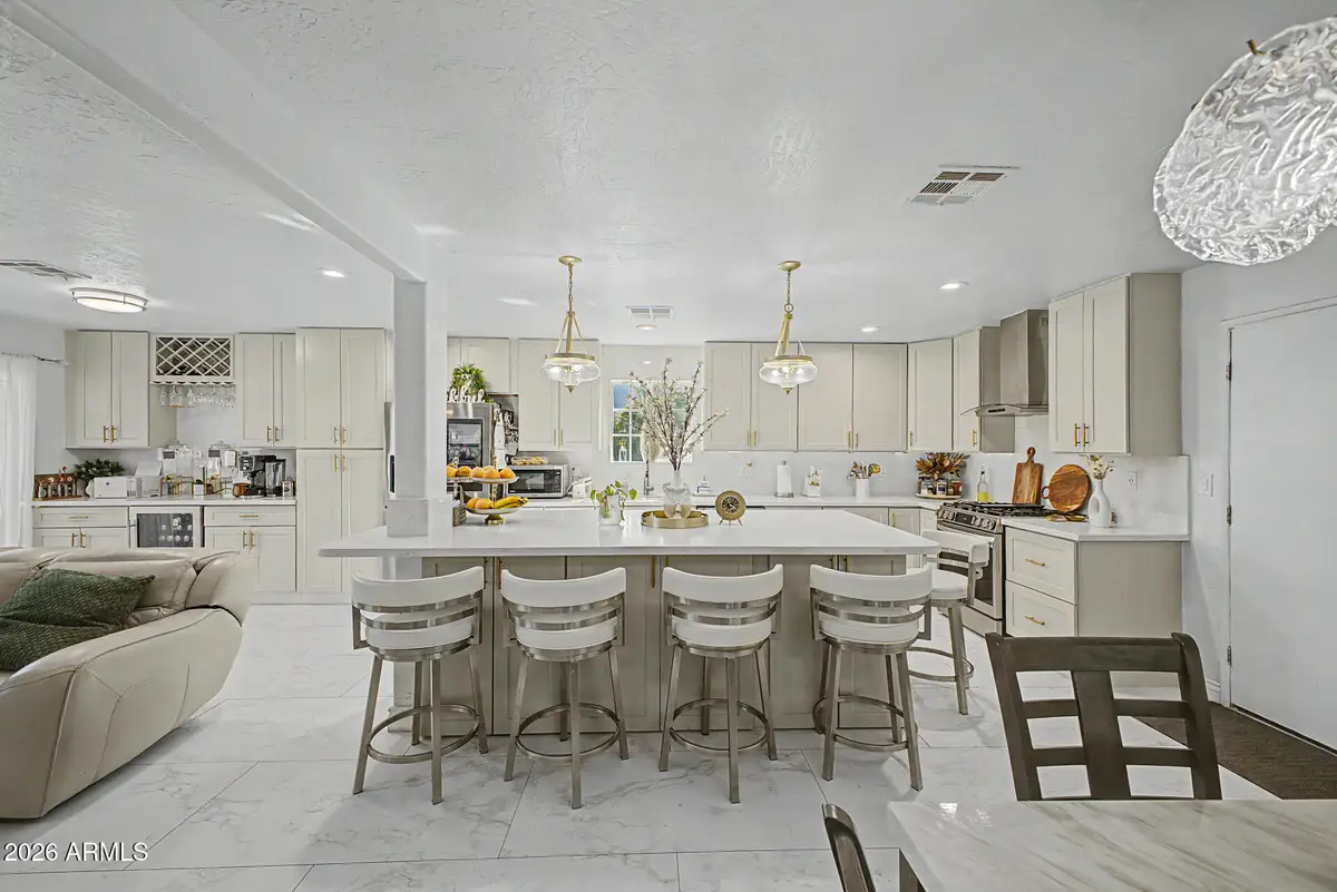 3201 W Willow Avenue, Phoenix, AZ 85029 - #1
