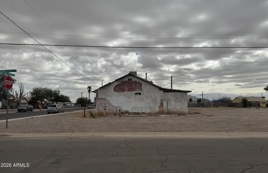327 W Dr Martin Luther King Street, Eloy, AZ 85131 - #3