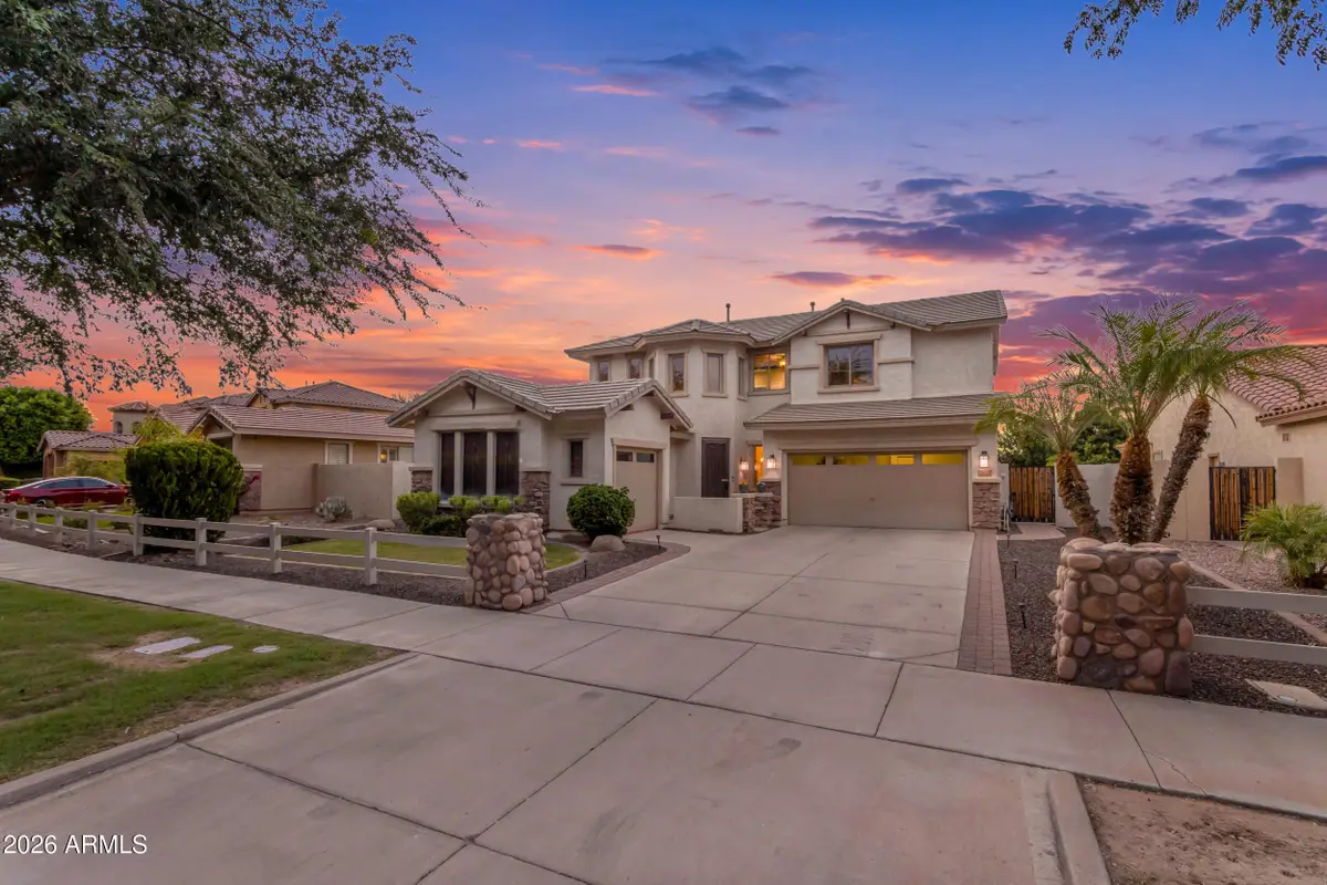 3832 E Old Stone Circle N, Chandler, AZ 85249 - #1
