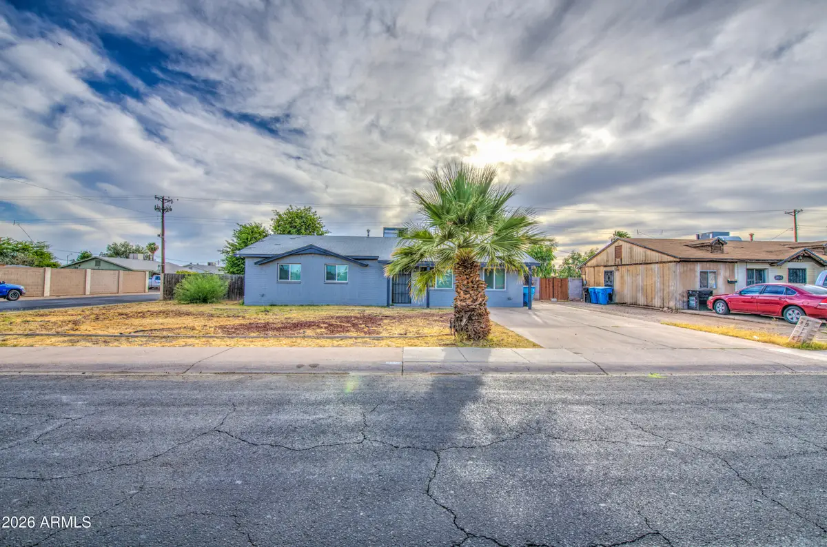 3802 N 79th Avenue, Phoenix, AZ 85033 - #1