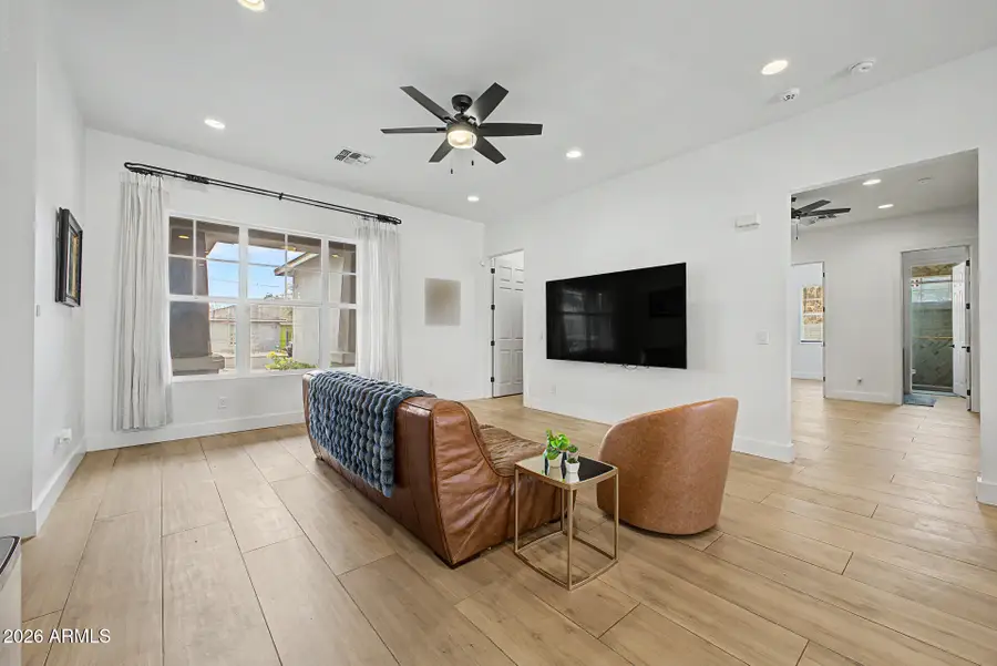 3922 N 13th Place, Phoenix, AZ 85014 - #3