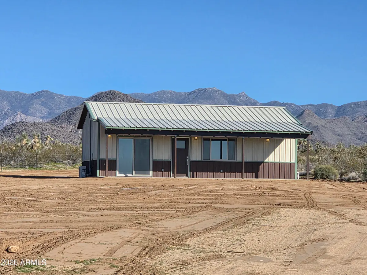 14176 S Nash Road, Yucca, AZ 86438 - #1