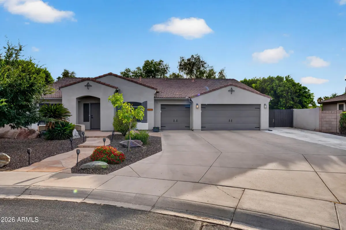 2174 S Stuart Avenue, Gilbert, AZ 85295 - #1