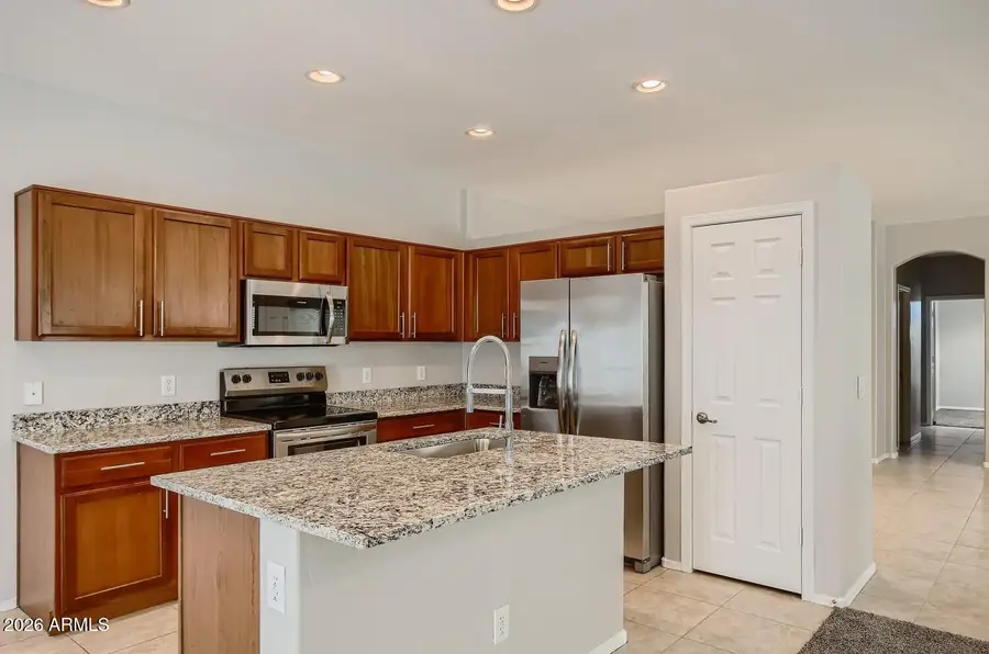 797 W Agrarian Hills Drive, San Tan Valley, AZ 85143 - #3