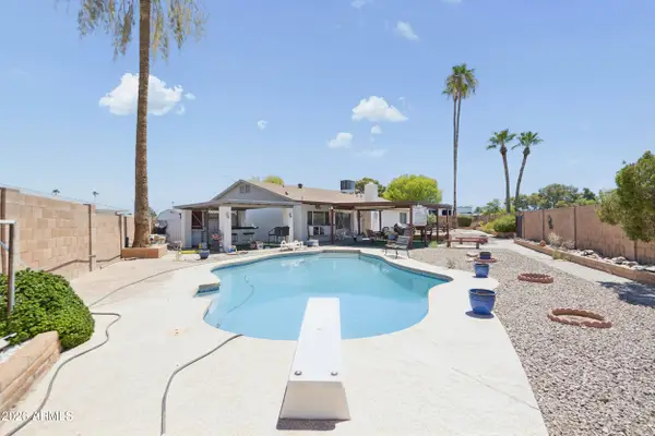 2262 S Emerson Circle, Mesa, AZ 85210
