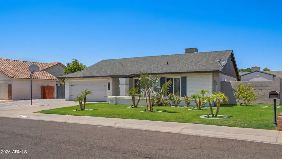 6120 W Shangri La Road, Glendale, AZ 85304 - #2