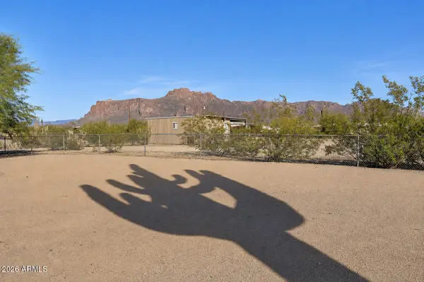 1823 S Hilton Road, Apache Junction, AZ 85119