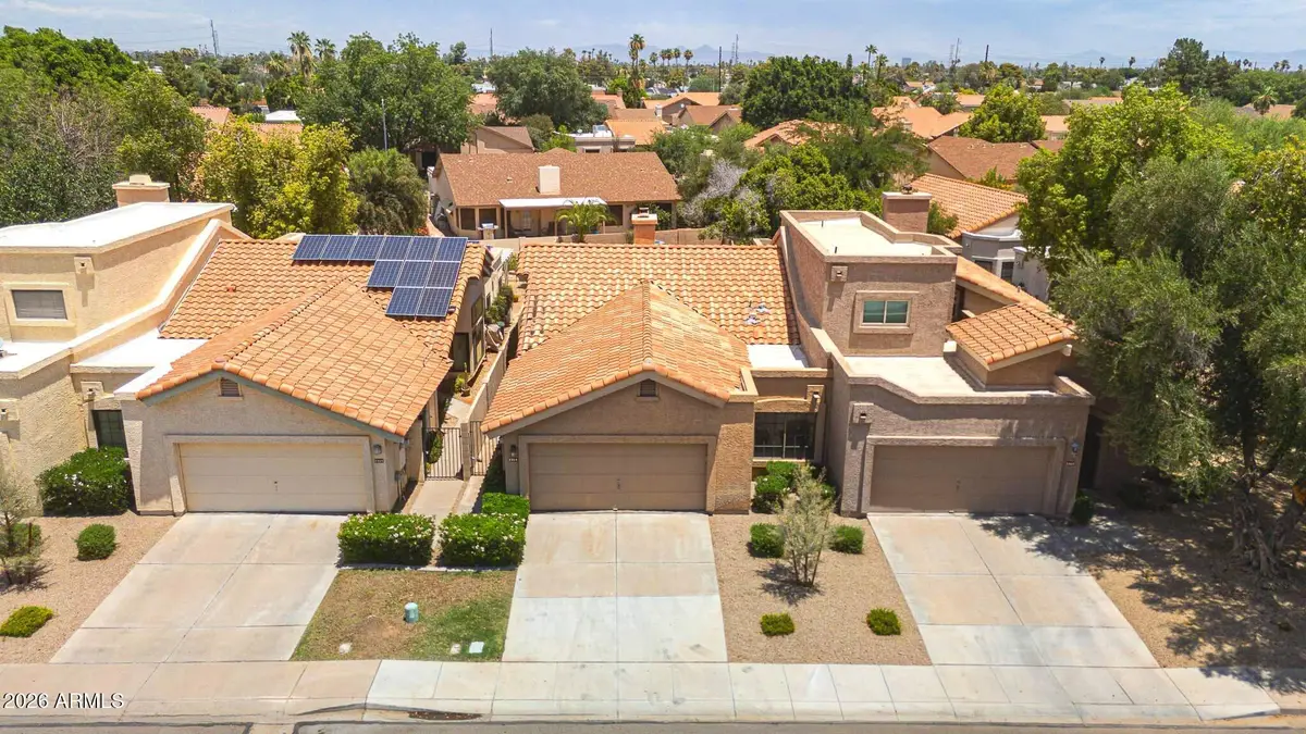 2364 W Comstock Drive, Chandler, AZ 85224 - #1