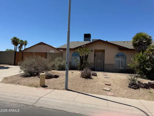 8659 W Earll Drive W, Phoenix, AZ 85037