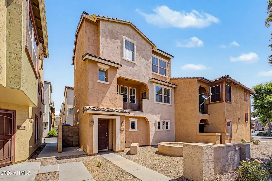 2012 N 78th Glen, Phoenix, AZ 85035 - #2