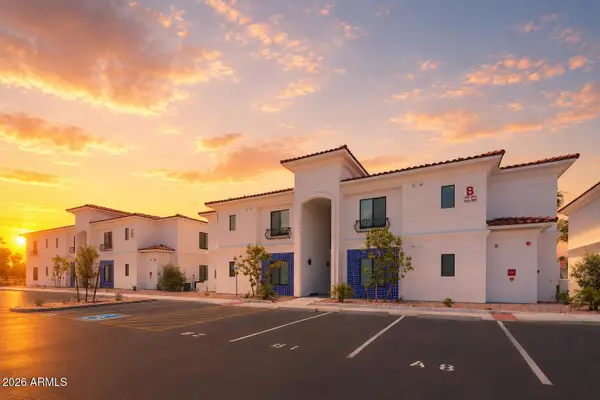 2747 W Queen Creek Road #102, Chandler, AZ 85248