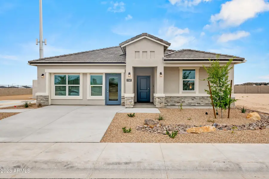 2925 W Simone Avenue, Apache Junction, AZ 85120 - #2