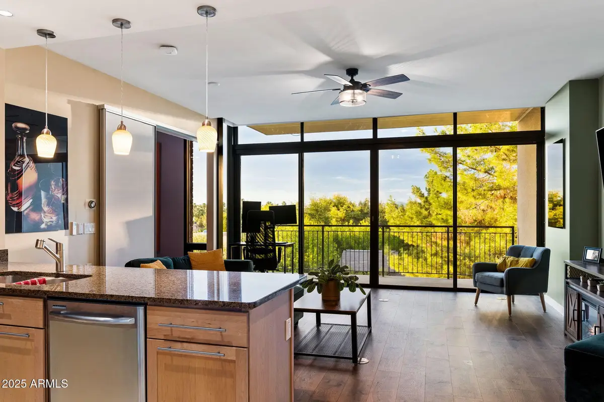 208 W Portland Street #360, Phoenix, AZ 85003 - #1