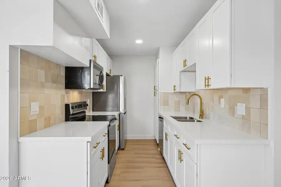 5919 W Golden Lane, Glendale, AZ 85302 - #3