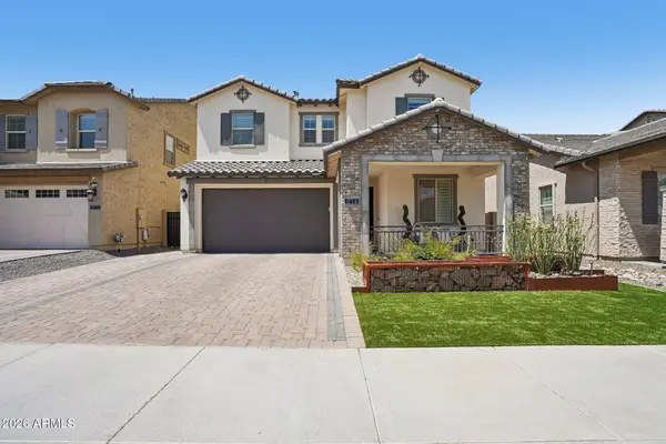 814 E Deer Creek Road, Phoenix, AZ 85048
