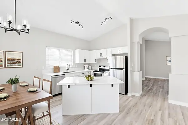 3046 W Abraham Lane, Phoenix, AZ 85027