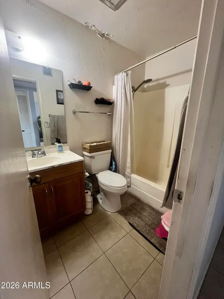 6744 W San Miguel Avenue, Glendale, AZ 85303 - #2