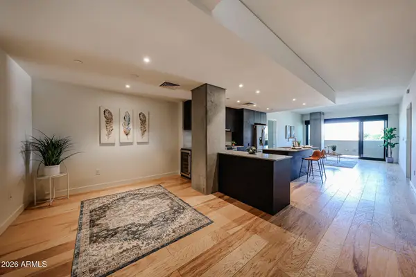2300 E Campbell Avenue #326, Phoenix, AZ 85016