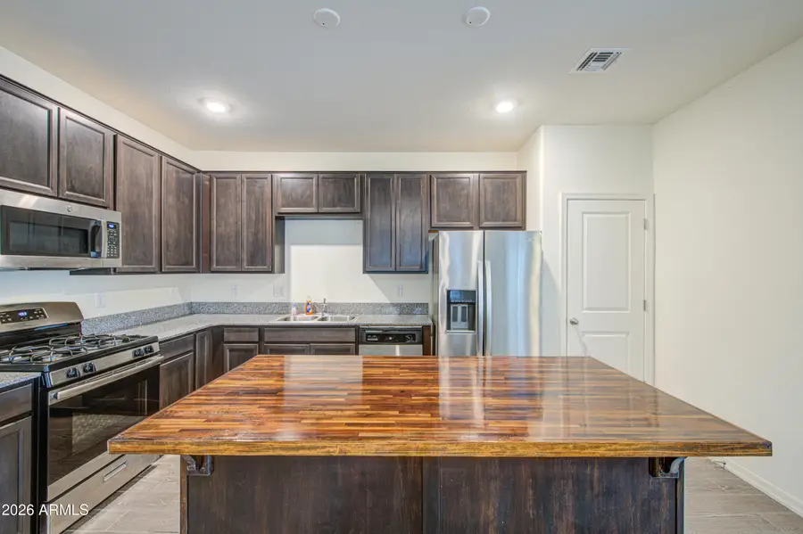 312 E Rio Place, Casa Grande, AZ 85122 - #3