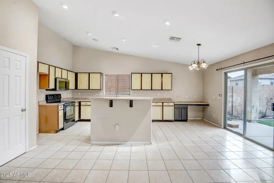17189 W Watkins Street, Goodyear, AZ 85338 - #3