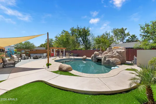 2348 N 28th Place, Phoenix, AZ 85008