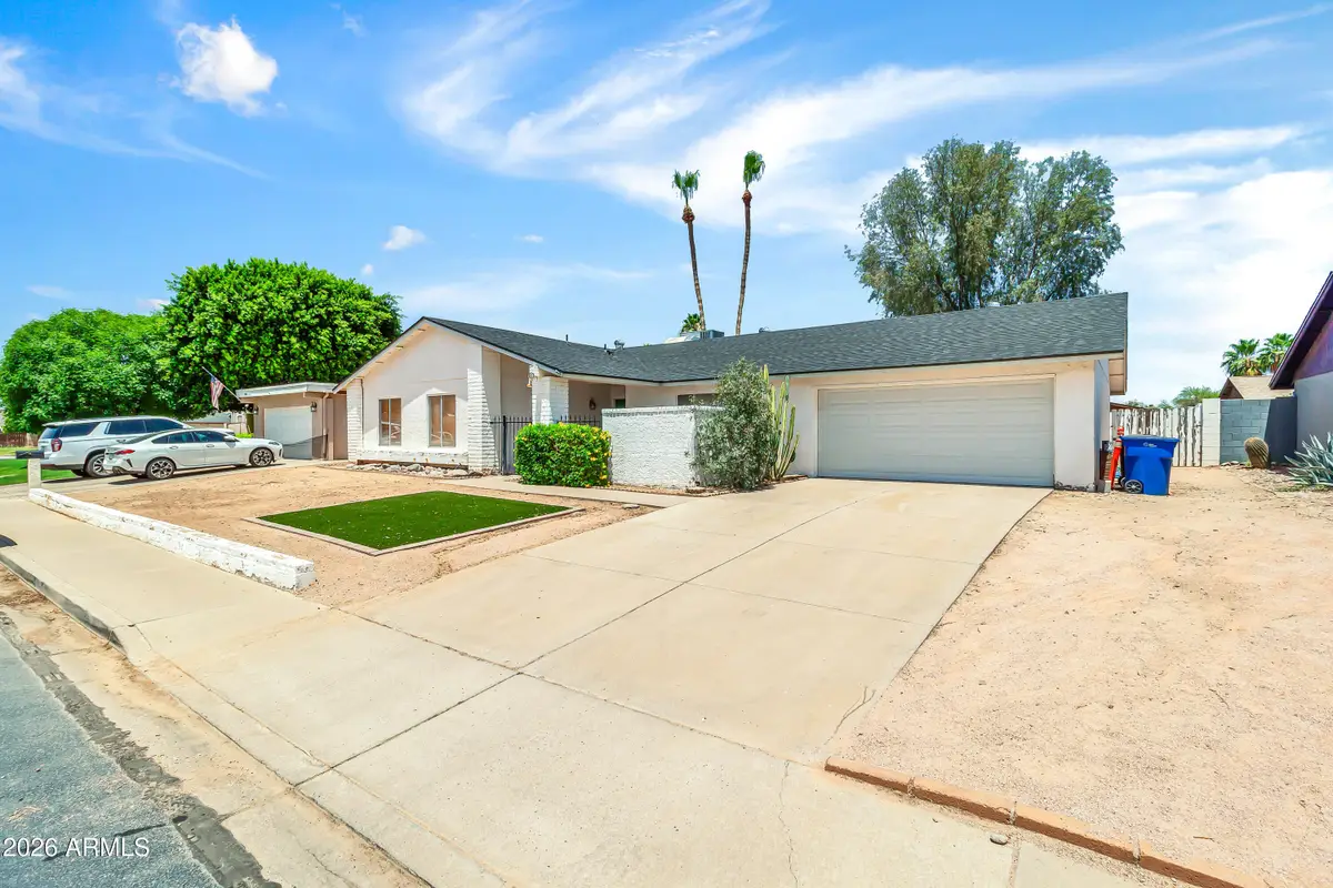 752 W Posada Avenue, Mesa, AZ 85210 - #1