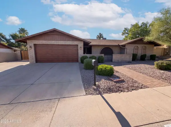 16207 N 11th Place, Phoenix, AZ 85022
