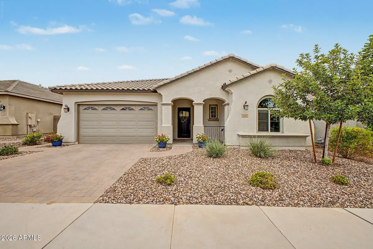 2844 W Roosevelt Drive, San Tan Valley, AZ 85144 - #1