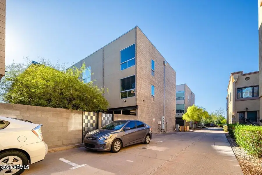 537 E Willetta Street #4, Phoenix, AZ 85004 - #2