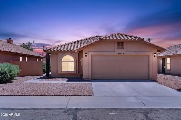 2923 E Muirwood Drive, Phoenix, AZ 85048