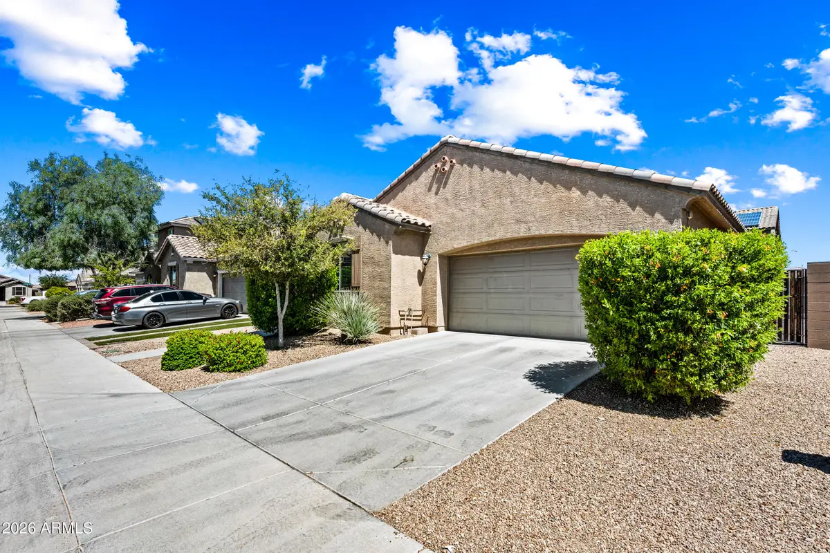 12118 W Hide Trail, Peoria, AZ 85383 - #1